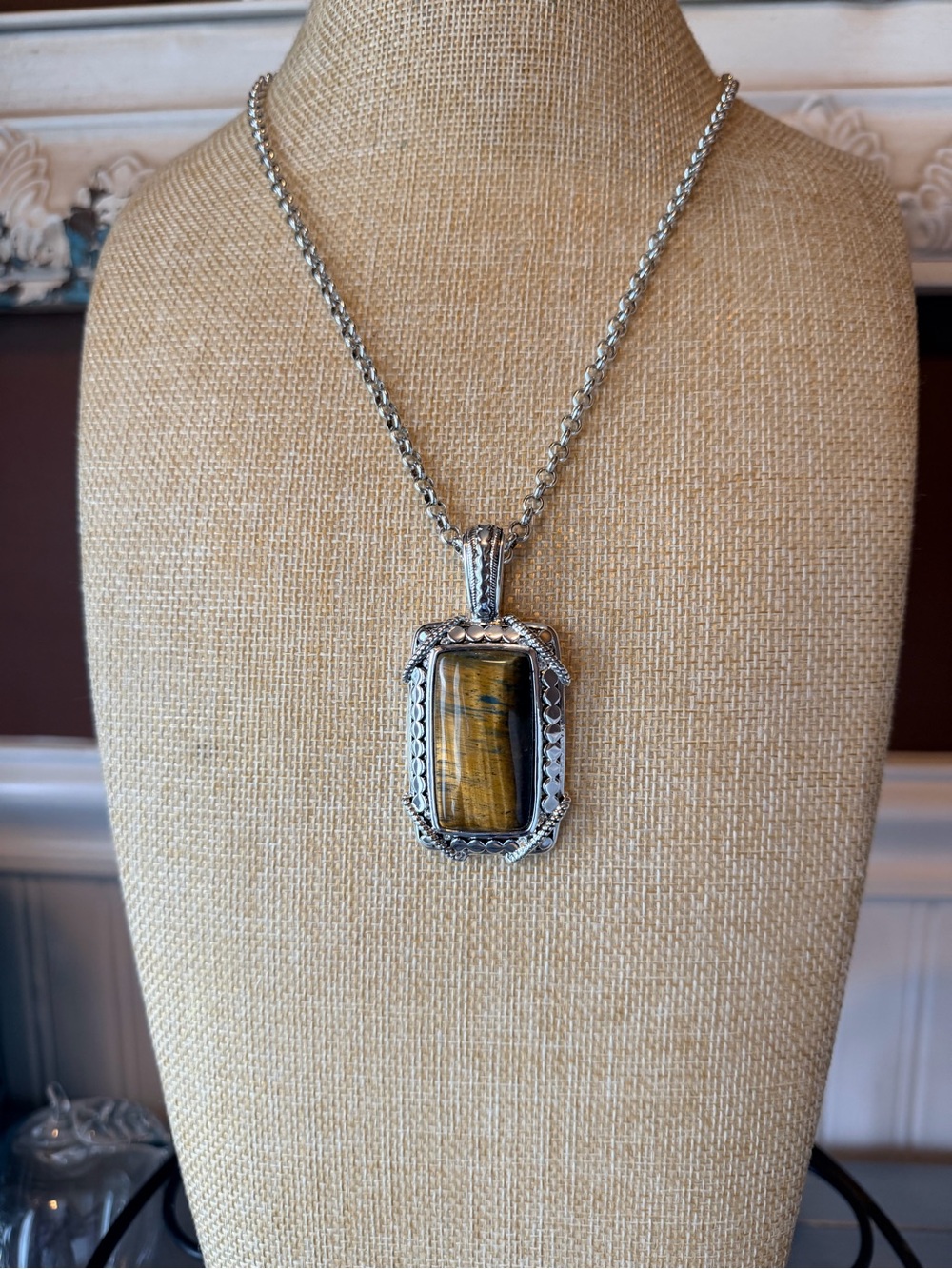 Joan Rivers Tigers Eye Necklace